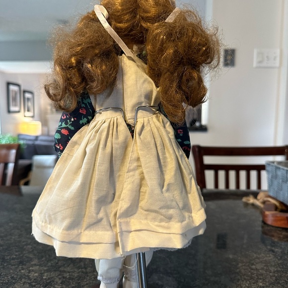 Selection of vintage Porcelain dolls. - Picture 8 of 14